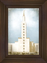 Load image into Gallery viewer, Los Angeles Aged Color

