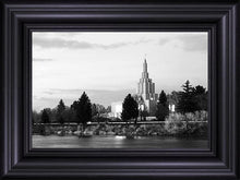 Load image into Gallery viewer, Idaho Falls B&amp;W
