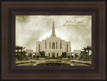 Load image into Gallery viewer, Gilbert Temple Vintage
