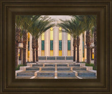 Load image into Gallery viewer, Gilbert Close Up
