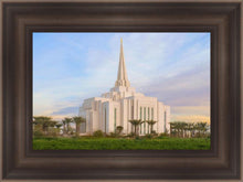 Load image into Gallery viewer, Gilbert 02
