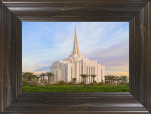 Load image into Gallery viewer, Gilbert 02
