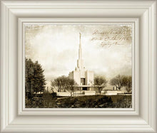 Load image into Gallery viewer, Denver Vintage
