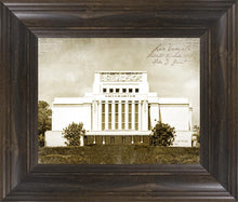 Load image into Gallery viewer, Laie Vintage
