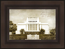 Load image into Gallery viewer, Laie Vintage
