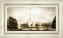 Load image into Gallery viewer, Denver Vintage
