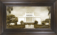Load image into Gallery viewer, Laie Vintage

