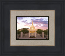 Load image into Gallery viewer, Phoenix Sunrise Glow
