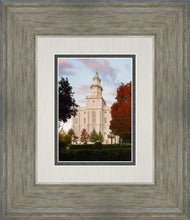 Load image into Gallery viewer, St. George Red Tree
