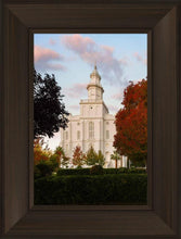 Load image into Gallery viewer, St. George Red Tree
