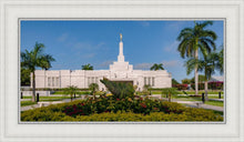 Load image into Gallery viewer, Mérida Mexico Garden Peace
