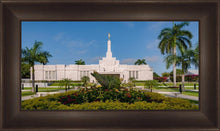 Load image into Gallery viewer, Mérida Mexico Garden Peace
