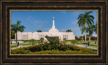 Load image into Gallery viewer, Mérida Mexico Garden Peace
