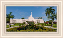 Load image into Gallery viewer, Mérida Mexico Garden Peace
