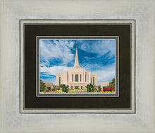Load image into Gallery viewer, Gilbert Summer Joy
