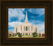 Load image into Gallery viewer, Gilbert Summer Joy
