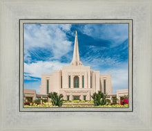 Load image into Gallery viewer, Gilbert Summer Joy
