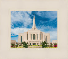 Load image into Gallery viewer, Gilbert Summer Joy
