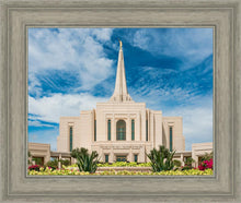 Load image into Gallery viewer, Gilbert Summer Joy
