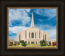 Load image into Gallery viewer, Gilbert Summer Joy
