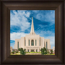 Load image into Gallery viewer, Gilbert Summer Joy
