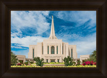 Load image into Gallery viewer, Gilbert Summer Joy
