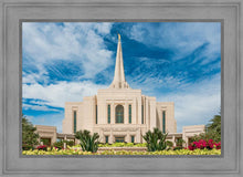 Load image into Gallery viewer, Gilbert Summer Joy

