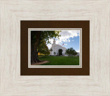 Load image into Gallery viewer, Saint George Fall Leaves
