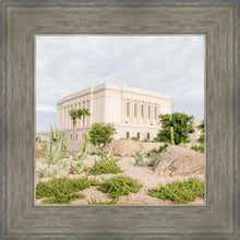 Load image into Gallery viewer, Mesa Arizona He is light
