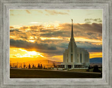Load image into Gallery viewer, Rexburg Temple - Sunset
