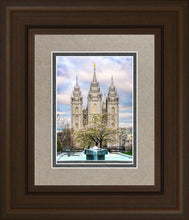Load image into Gallery viewer, Salt Lake Temple Spring Fountain
