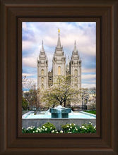 Load image into Gallery viewer, Salt Lake Temple Spring Fountain
