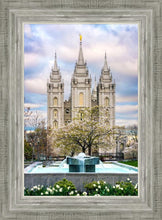 Load image into Gallery viewer, Salt Lake Temple Spring Fountain
