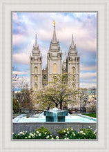 Load image into Gallery viewer, Salt Lake Temple Spring Fountain
