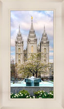 Load image into Gallery viewer, Salt Lake Temple Spring Fountain
