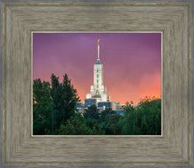 Load image into Gallery viewer, Mount Timpanogos Temple Gradient Sky
