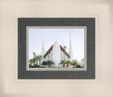 Load image into Gallery viewer, Las Vegas Temple - Light Upon Us

