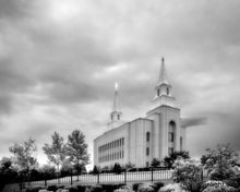 Load image into Gallery viewer, Kansas City Beacon On The Plains Open Edition Print / 10 X 8 Only Art
