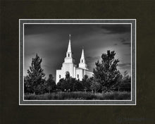 Load image into Gallery viewer, Kansas City Sentinel On The Plains Open Edition Print / 7 X 5 Frame M Art
