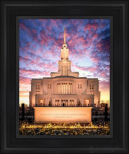 Load image into Gallery viewer, Payson Temple Open Edition Canvas / 11 X 14 Black Frame Art
