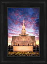 Load image into Gallery viewer, Payson Temple Open Edition Canvas / 12 X 18 Black Frame Art
