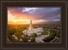 Load image into Gallery viewer, Redlands Highlands Open Edition Canvas / 14 X 21 Brown Frame Art
