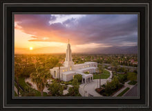 Load image into Gallery viewer, Redlands Highlands Open Edition Canvas / 20 X 30 Black Frame Art

