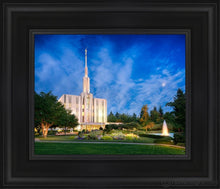 Load image into Gallery viewer, Seattle Blue Hour Open Edition Canvas / 8 X 10 Black Frame Art
